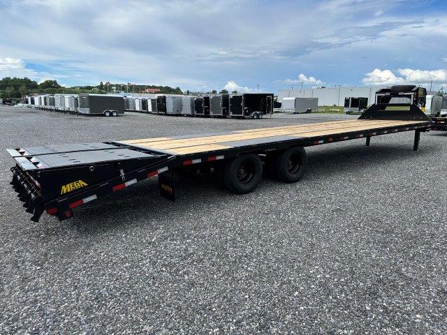 Big Tex 8.5 x 35 Gooseneck Deckover Equipment Trailer