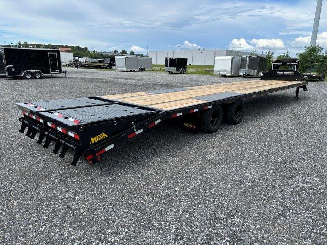 Big Tex 8.5 x 40 Gooseneck Deckover Equipment Trailer