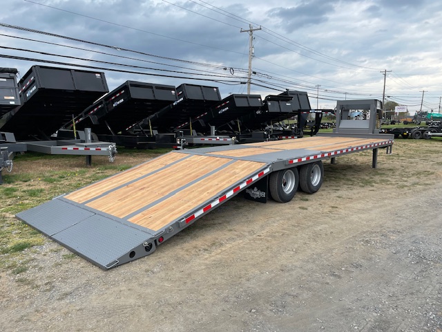 BWise 8 x 30 Gooseneck Deckover Equipment Trailer